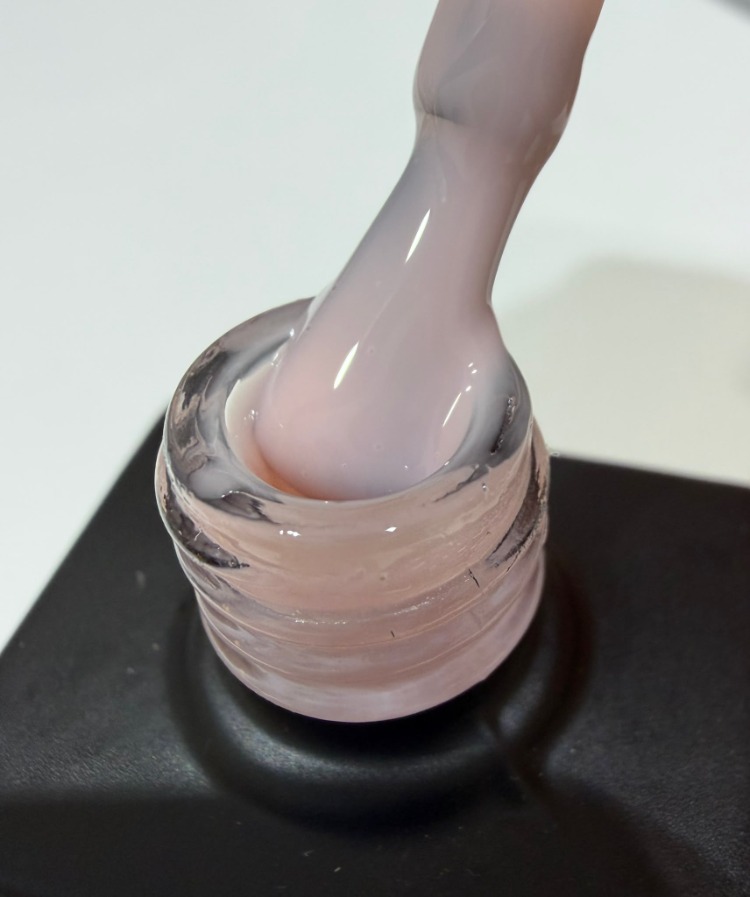 L.A. Builder Liquid Gel 04, 15 ml - Görsel 2